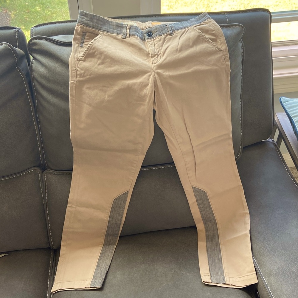 NWT Pilcro casual pants.
